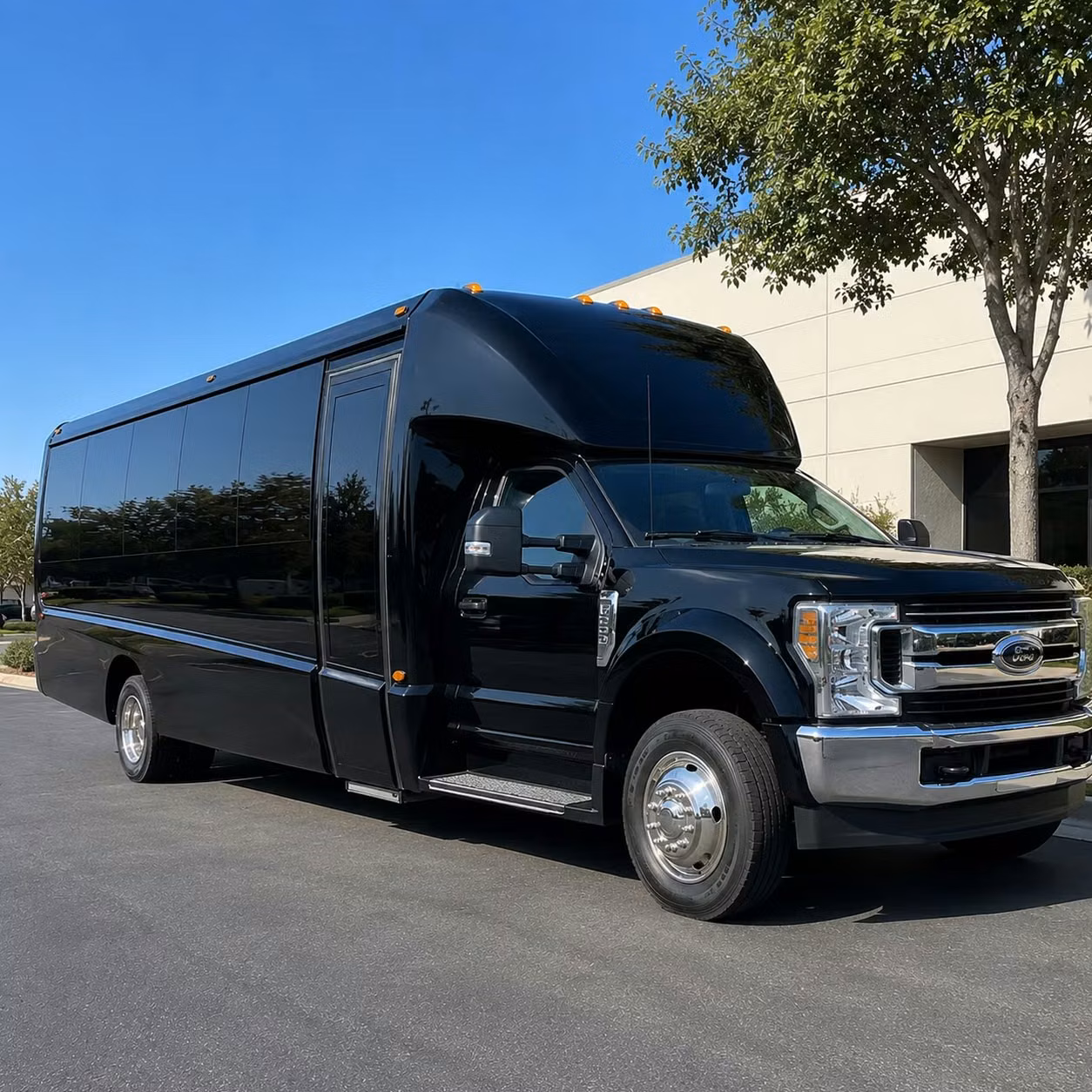 15 passenger minibus