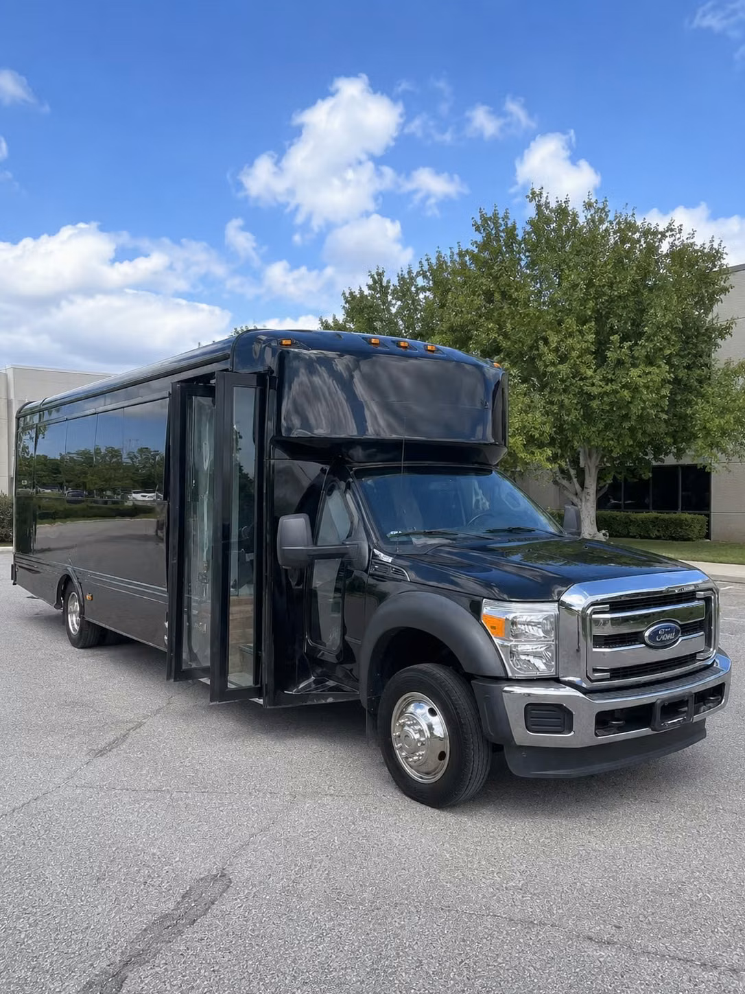 charterbusrentalsanjose com is the easiest way to compare san jose prom limo bus and party bus options side by side