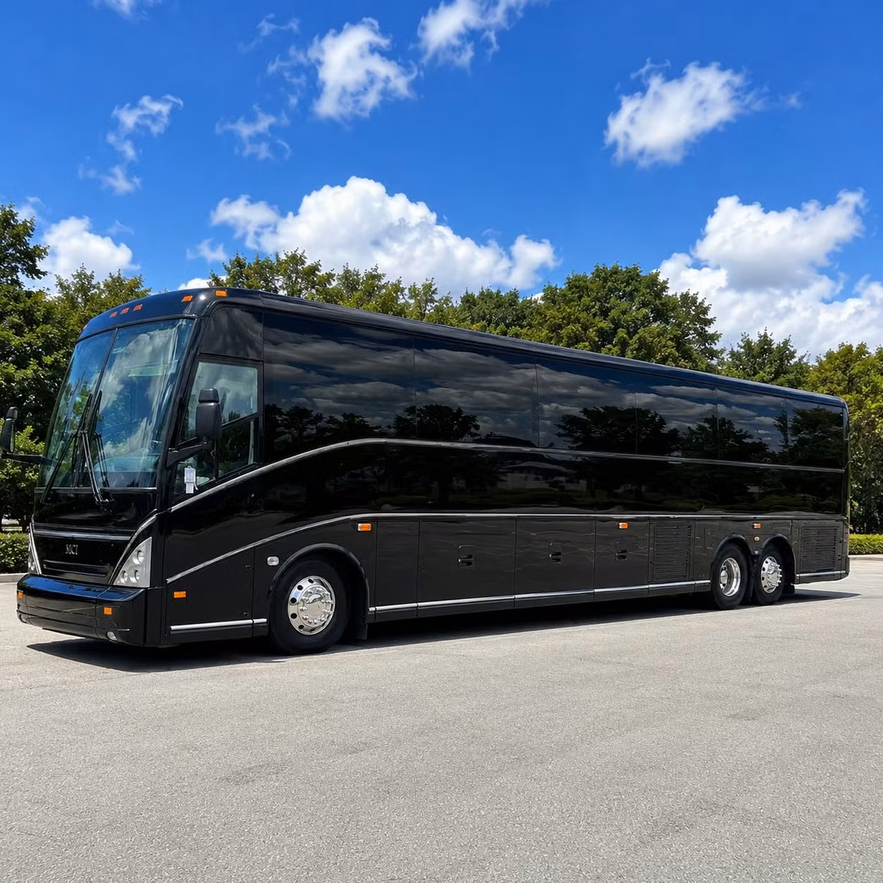 corporate airport shuttle transportation at mineta san jose international airport